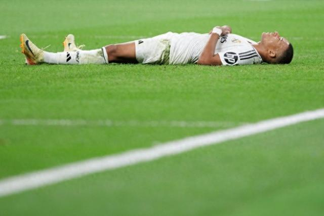 德甲进球榜：拜仁44球领跑！药厂、法兰克福并列第2！（德甲进球榜：拜仁轰44球登顶，勒沃库森与法兰克福并列次席）