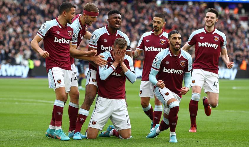 罗马诺：迪乌夫的最终转会费为2500万欧元，并已确保全额支付