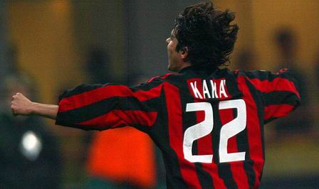 北京时间12月10日晚18：00，亚冠精英联赛东亚区小组赛将迎来一场决定出线命运的关键对决。（亚冠精英联赛东亚区小组赛生死战将于北京时间12月10日18：00打响）