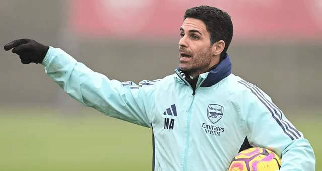 约基奇生涯3次100%命中率砍25+，历史上仅张伯伦更多